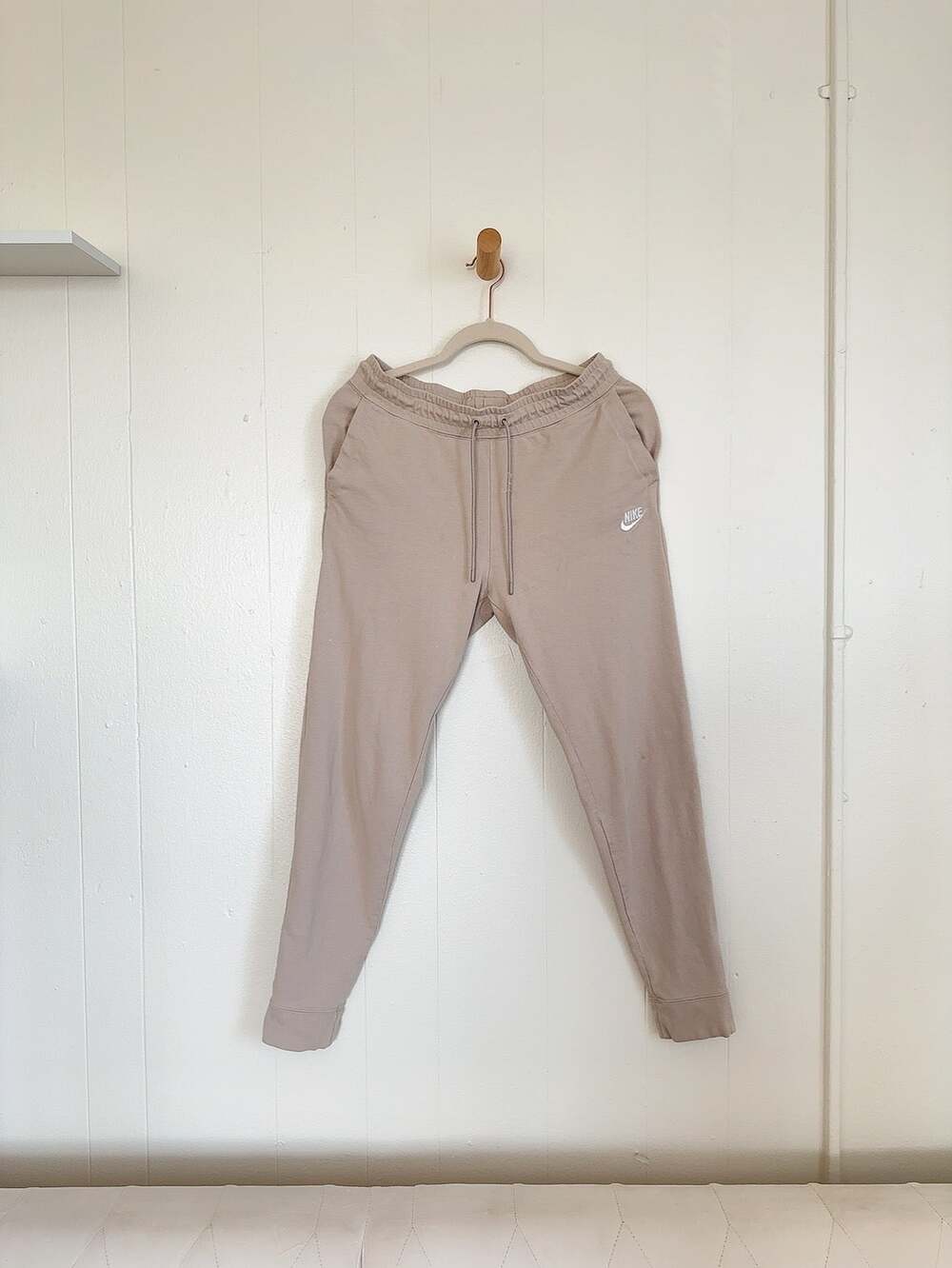 Nike Futura Embroidery Fleece Joggers Beige Tan Tapered Sweatpants Women's M